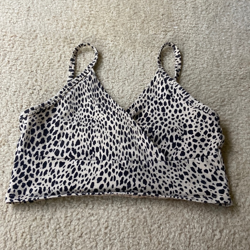 Brandy Melville crop top
